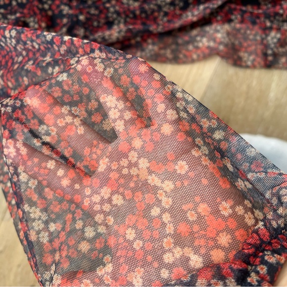 Sheer dress - Picture 2 of 5